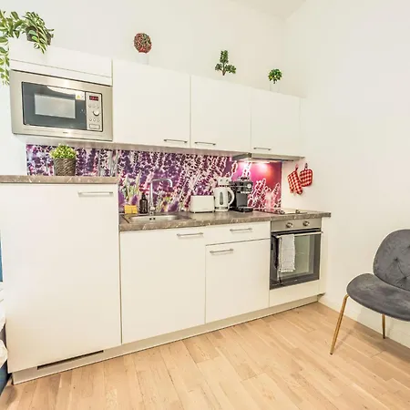 Washington-2 By Interhome