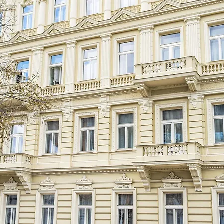 Washington-2 By Interhome Prague